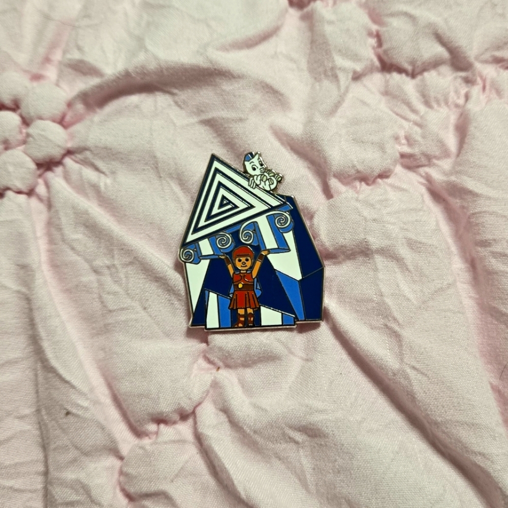 Disney "it's a small world" Hercules pin